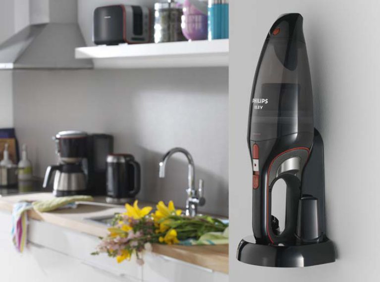 Aspirateur de table rechargeable Philips MiniVac FC6149 Comparatif