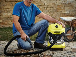 Test aspirateur eau et poussière Kärcher WD4 Premium - boue et gravats - jardin et terrasse