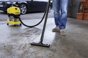 Test aspirateur eau et poussière Kärcher WD4 Premium - garage