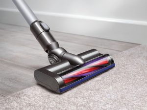 Test aspirateur sans fil brosse moquette tapis Dyson Digital Slim DC62