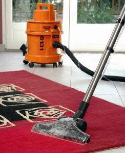 Test aspirateur shampouineur moquette Vax 6131