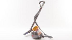 Test aspirateur sans sac puissant Dyson Big Ball Multifloor+ 1