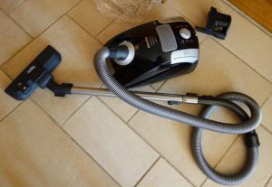 Aspirateur avec sac Miele Compact C1 Black Pearl EcoLine